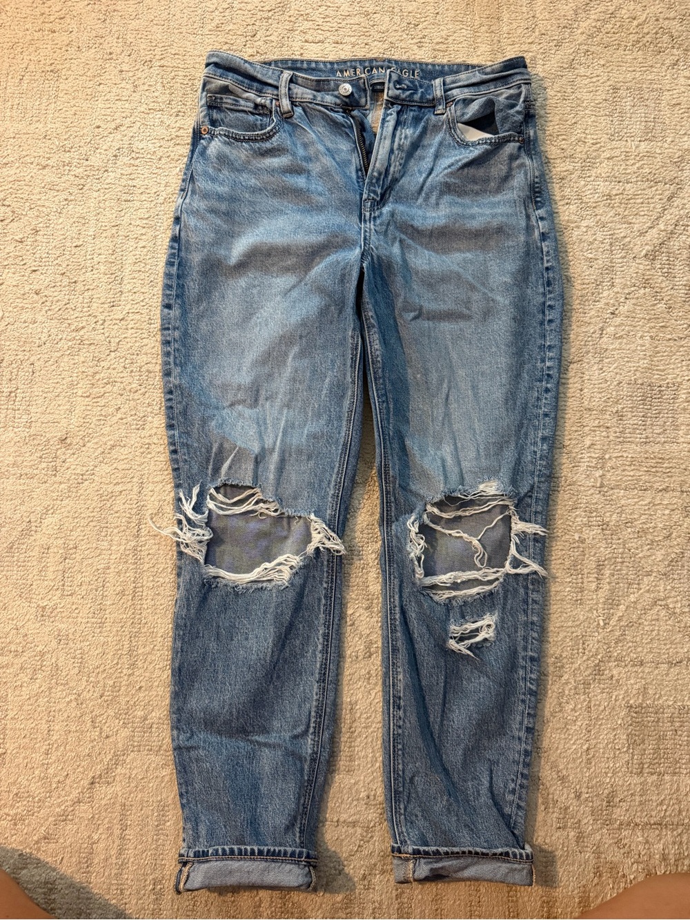 American Eagle Outfitters Women's Light Blue Distressed Ripped Jeans